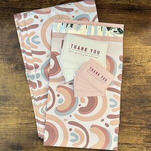 ⭐️ shipping supplies 📦 Rainbow 6x9 polymailers and thank you cards